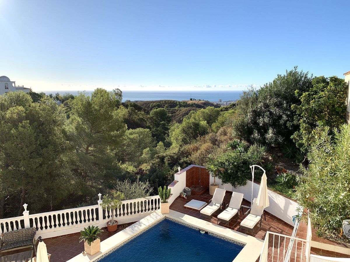 Villa zum verkauf in Mijas Pueblo - Peña Blanquilla