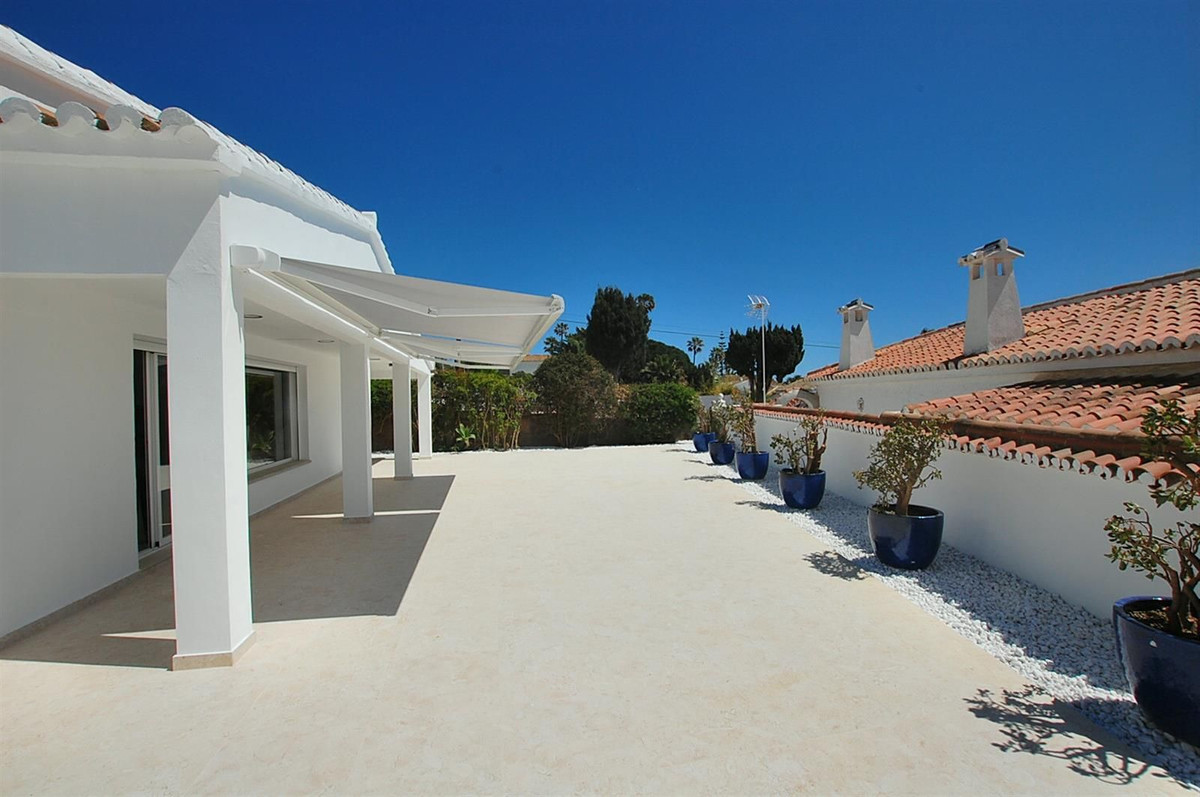 Villa in vendita a Calaburra - Chaparral (Mijas)