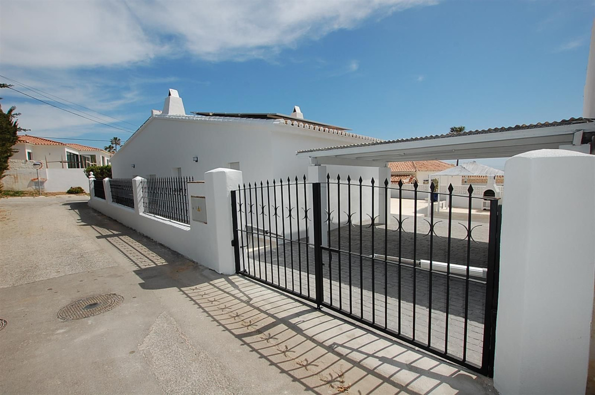 Villa in vendita a Calaburra - Chaparral (Mijas)