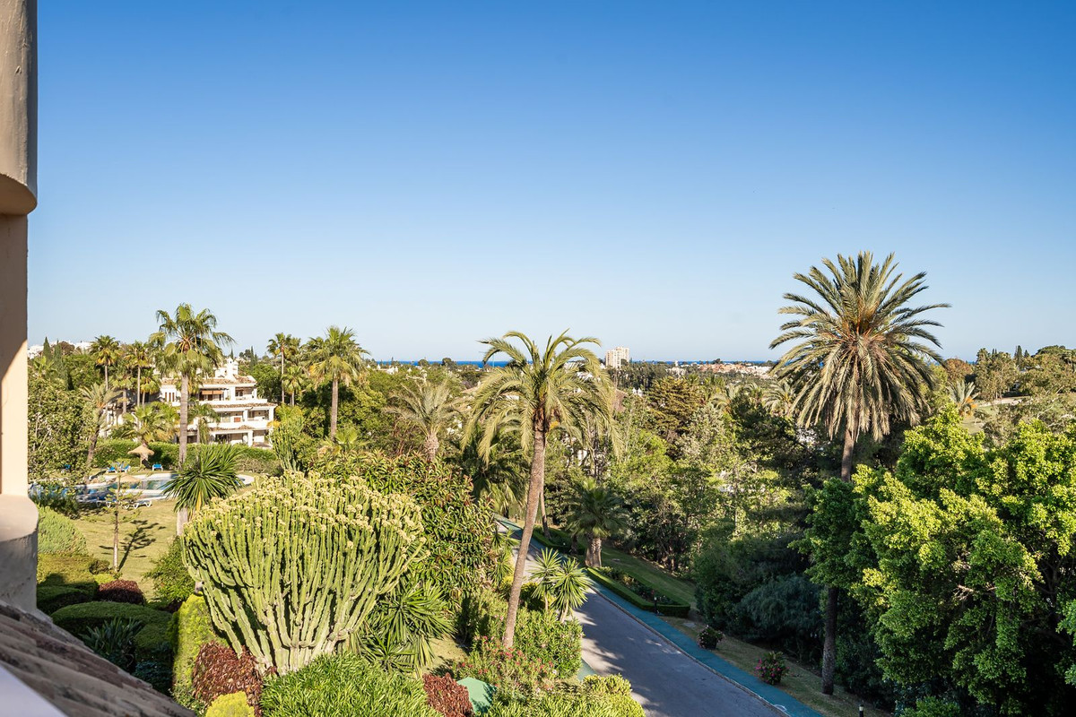 Penthouse for sale in Nueva Andalucía (Marbella)