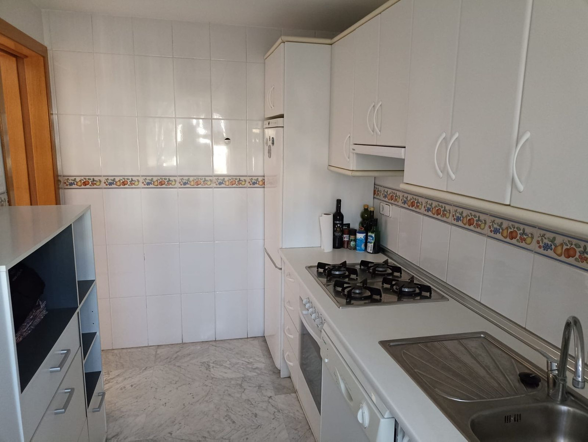 Flat for sale in Zona Sohail (Fuengirola)