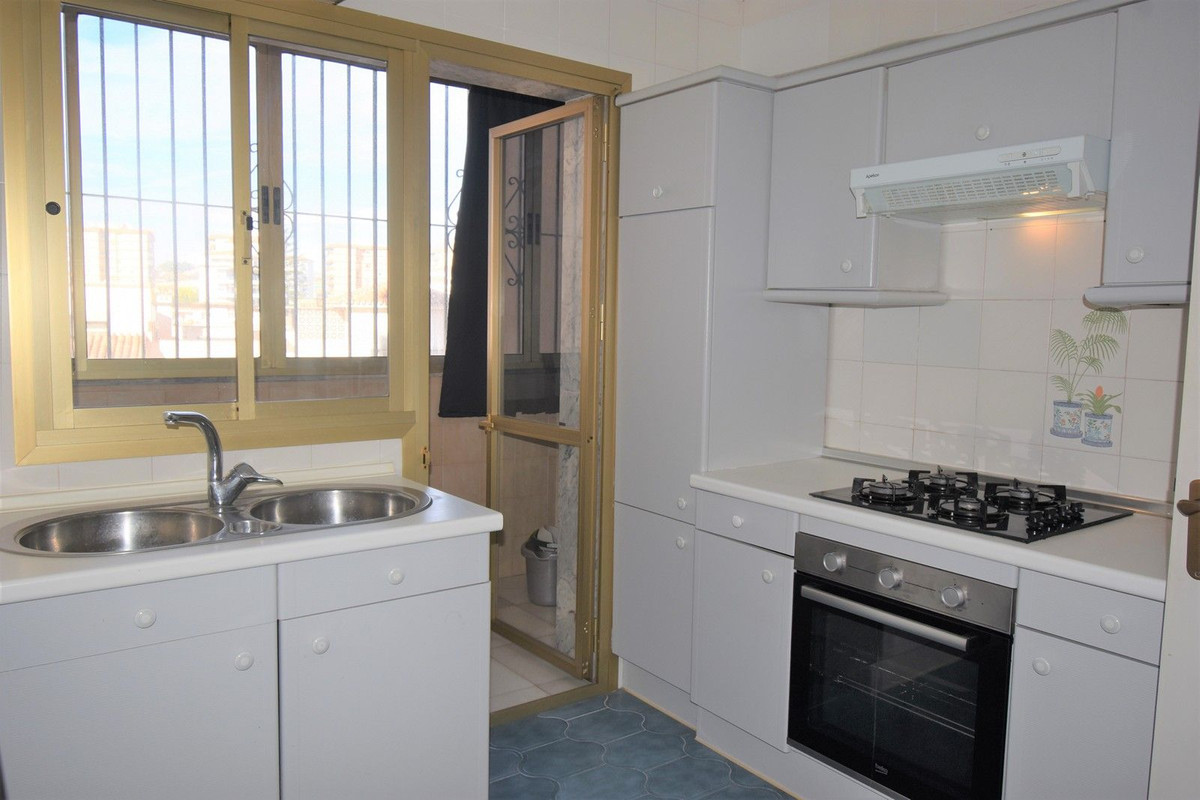 Flat for sale in Zona Puerto Deportivo (Fuengirola)