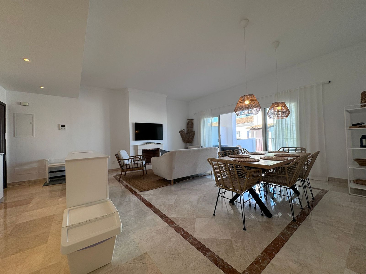 Flat for sale in Nueva Andalucía (Marbella)