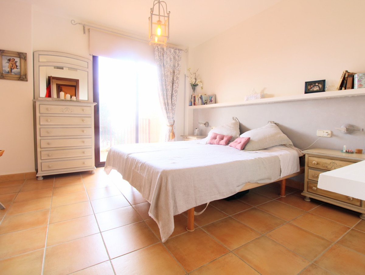 Flat for sale in Sitio de Calahonda (Mijas)