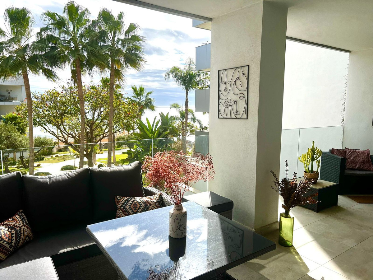 Flat for sale in Calaburra - Chaparral (Mijas)